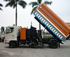 Xe quét đường hino 5 khối